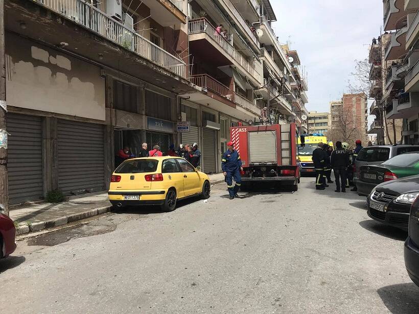 Θεσσαλονίκη: Φωτιά σε διαμέρισμα στην περιοχή των Δικαστηρίων