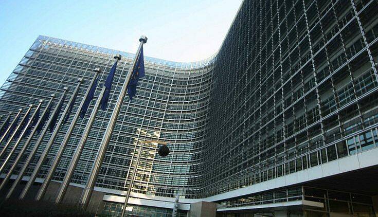 ΕΕ: Τη δημιουργία ευρωπαϊκού ταμείου που θα εκδώσει «κορονο-ομόλογα» εισηγούνται οι επίτροποι Μπρετόν και Τζεντιλόνι