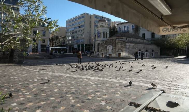 Μειωμένα κατά 51,4% τα έσοδα από τον τουρισμό στο τετράμηνο