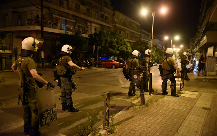 Δέκα προσαγωγές για τα χθεσινοβραδινά επεισόδια στη Θεσσαλονίκη