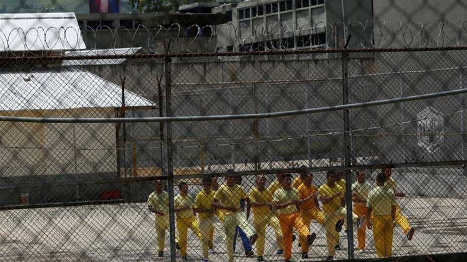 Βενεζουέλα: Τουλάχιστον 17 νεκροί σε εξέγερση φυλακισμένων