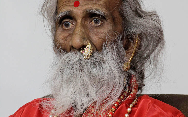 Πέθανε ο Ινδός που έλεγε πως δεν είχε φάει ή πιει τίποτα για 80 χρόνια