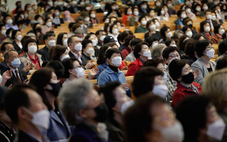 Δεύτερο κύμα κορονοϊού στη Νότια Κορέα, πυροδοτήθηκε από μία αργία τον Μάιο