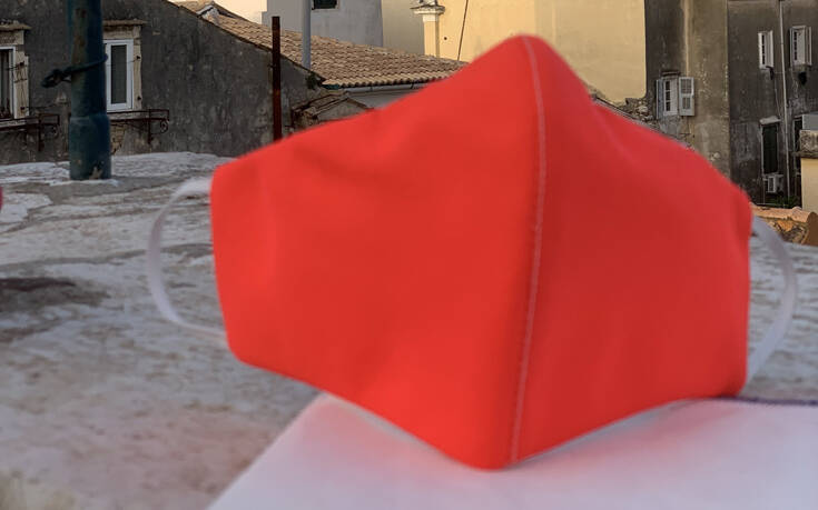 Η Salty Bag, στο πλευρό του ΕΣΥ, δωρίζει καινοτόμες προστατευτικές μάσκες