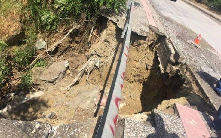 Πλημμυρισμένα σπίτια και μεγάλες ζημιές στη Θέρμη από την κακοκαιρία