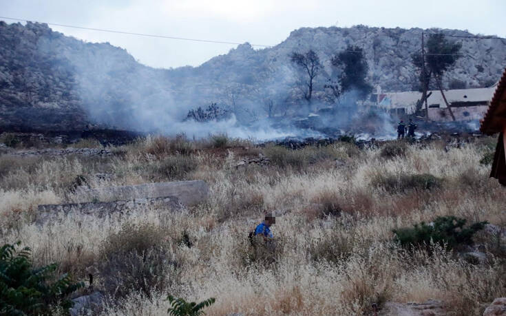Φωτιά τώρα στη ΒΙΑΛ στη Χίο – Μεγάλη κινητοποίηση της Πυροσβεστικής