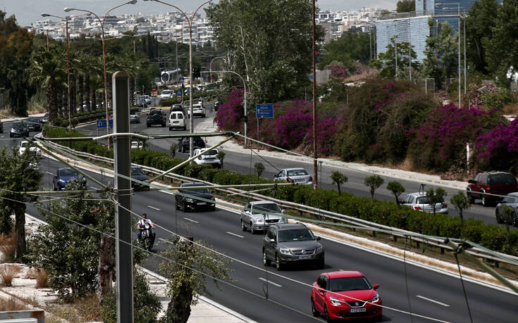 Κυκλοφοριακές ρυθμίσεις από σήμερα στη λεωφόρο Ποσειδώνος &#8211; Εκτελούνται εργασίες ανάπλασης του Φαληρικού Όρμου