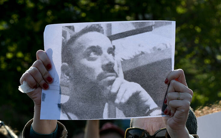 Βασίλης Δημάκης: Συνελήφθη ο βαρυποινίτης που είχε σπάσει το «βραχιολάκι» – Κρυβόταν σε διαμέρισμα στον Πειραιά