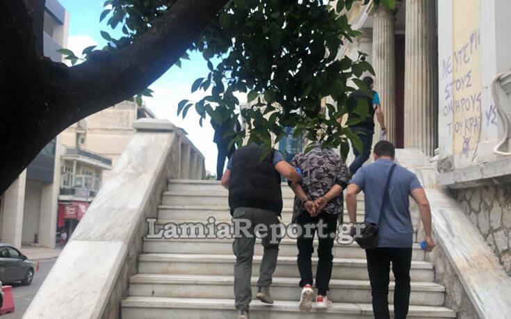 Λαμία: 45χρονος κατηγορείται για βιασμό 13χρονης – Στο φορτηγό του εστιάζονται οι έρευνες