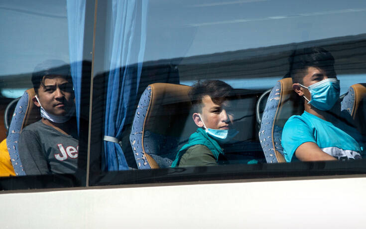 Μετεγκατάσταση στη Γαλλία για 350 ασυνόδευτους ανήλικους &#8211; Αναχώρησε η πρώτη ομάδα
