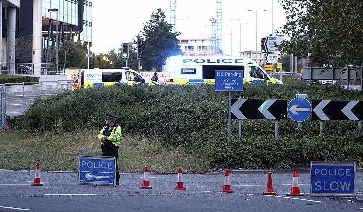 Βρετανία: Η αστυνομία συνέλαβε έναν άνδρα μετά το περιστατικό με τους 3 νεκρούς στο Ρέντινγκ