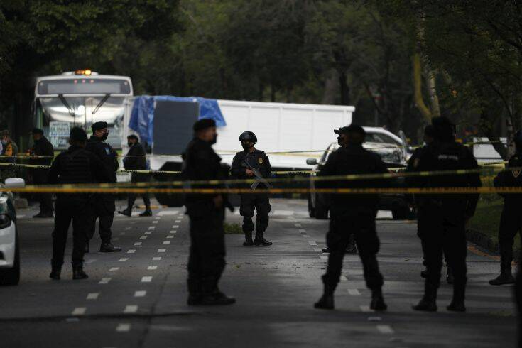 Μακελειό στο Μεξικό: Ένοπλοι δολοφόνησαν 18 ανθρώπους μέρα μεσημέρι – Ανάμεσά τους ο δήμαρχος