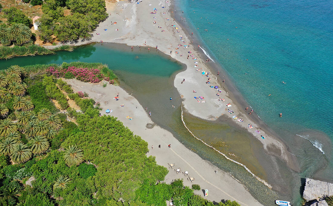 Μία ιδιαίτερη κι εντυπωσιακή παραλία στην Κρήτη