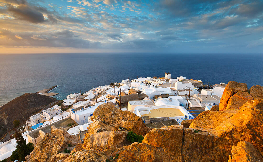 Στη μποέμ Ανάφη για διακοπές με χαρακτήρα