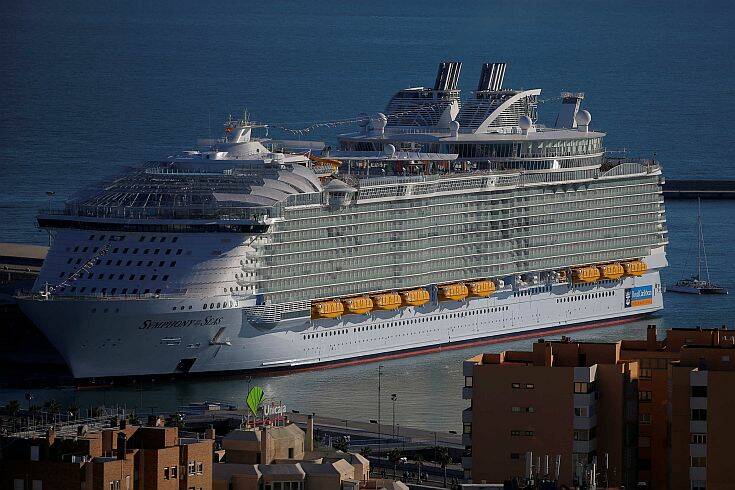 Η Ισπανία κρατά κλειστά τα λιμάνια της για τα κρουαζιερόπλοια, παρά τον άνοιγμα του τουριστικού τομέα