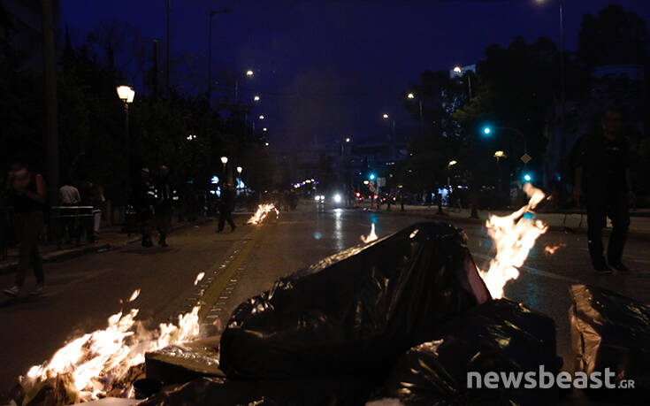 Ποινική δίωξη για τέσσερα πλημμελήματα σε βάρος των συλληφθέντων στα επεισόδια στην πρεσβεία των ΗΠΑ