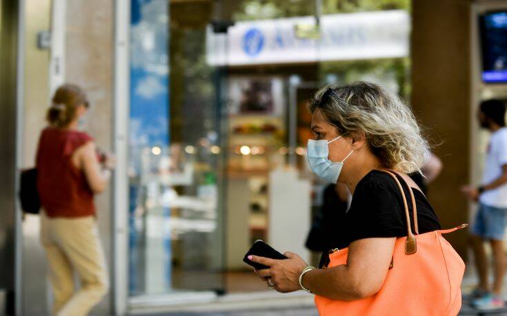 Ενισχύεται η ελληνική παραγωγή μασκών