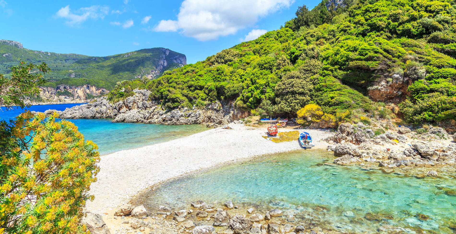 Δίδυμες ελληνικές παραλίες που αποθεώνουν… διπλά την ομορφιά της Ελλάδας