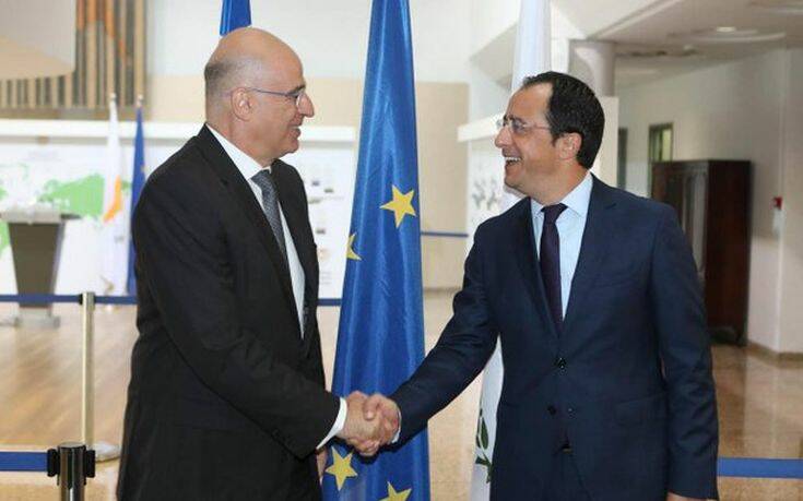 Σε διαρκή συντονισμό Ελλάδας – Κύπρου συμφώνησαν Δένδιας και Χριστοδουλίδης
