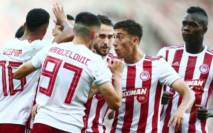Ο Ολυμπιακός 3-0 την ΑΕΚ και γιορτάζει τον 45ο τίτλο του