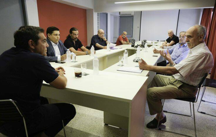 Συνάντηση του Αλέξη Τσίπρα με τους επικεφαλής του ΣΕΓΑΣ, της ΚΟΕ και της ΕΙΟ