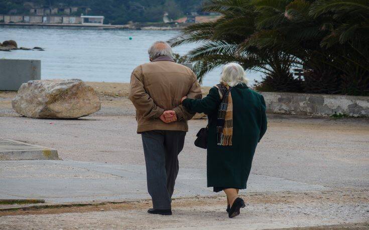 Ήλιος, θάλασσα και χαμηλή φορολογία &#8211; Οι ξένοι συνταξιούχοι ενδιαφέρονται να μετακομίσουν στην Ελλάδα