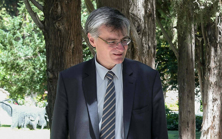 Τσιόδρας: Μήνυμα προς τους αρνητές – Χρησιμοποιούν fake news για να αρνηθούν τις ευθύνες τους
