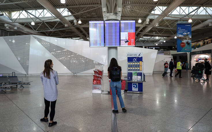 Νέες αεροπορικές οδηγίες: Παράταση αναστολής πτήσεων από και προς Τουρκία – Υποχρεωτικά τα αρνητικά τεστ από 11 χώρες