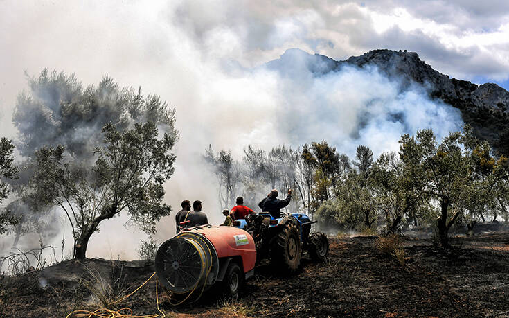 Μεγάλη φωτιά τώρα στη Ροδόπη &#8211; Εκκενώνεται οικισμός