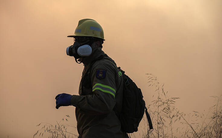 Πενήντα επτά δασικές πυρκαγιές εκδηλώθηκαν το τελευταίο 24ωρο σε όλη την Ελλάδα