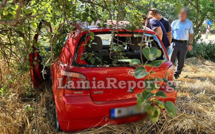 Λαμία: Τούμπαραν με αυτοκίνητο μέσα στην πόλη