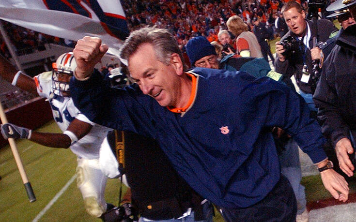 Ο πρώην προπονητής που νίκησε τον πρώην υπουργό Δικαιοσύνης και πήρε το χρίσμα για την Αλαμπάμα