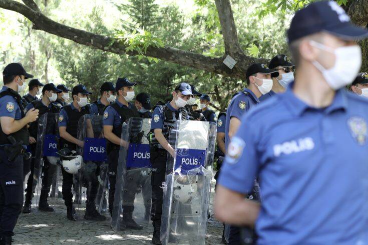 Τουρκία: 27 συλλήψεις ατόμων που φέρονται να σχεδίαζαν επιθέσεις για λογαριασμό του Ισλαμικού Κράτους