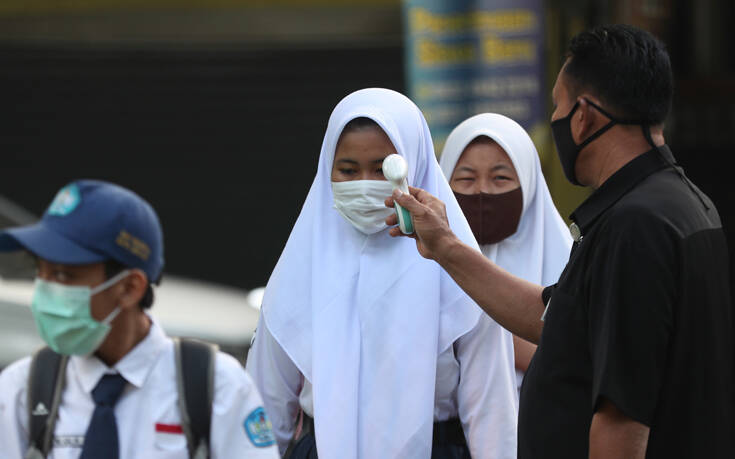 Κορονοϊός: Η Ινδονησία θα τιμωρεί τους αρνητές των εμβολίων
