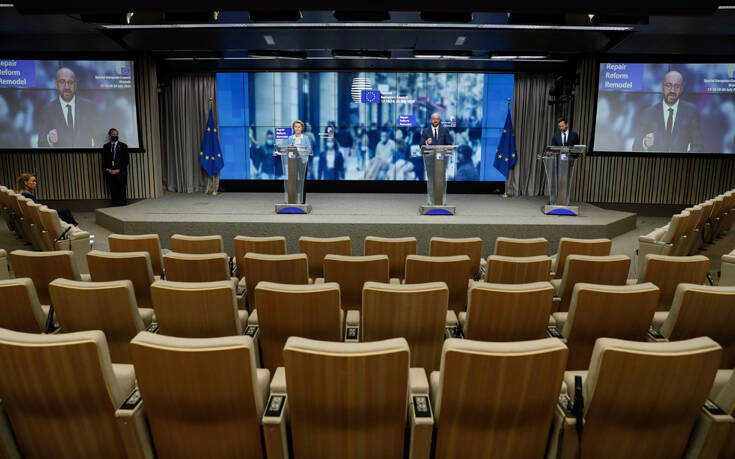 Ικανοποίηση στους επικεφαλής της Ευρώπης για τη συμφωνία – Οι πόροι και η σύνδεση με το κράτος δικαίου