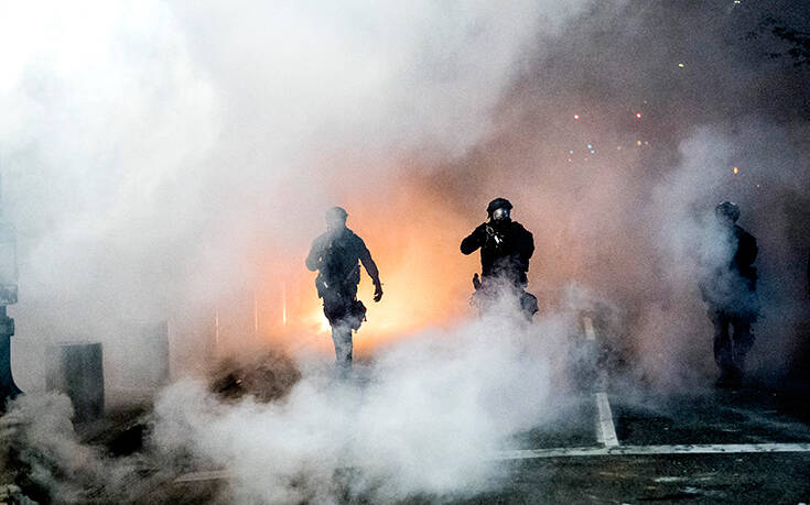 Ο δήμαρχος Νέας Υόρκης θα πάει τον Τραμπ στα δικαστήρια αν κατεβάσει τον στρατό στους δρόμους