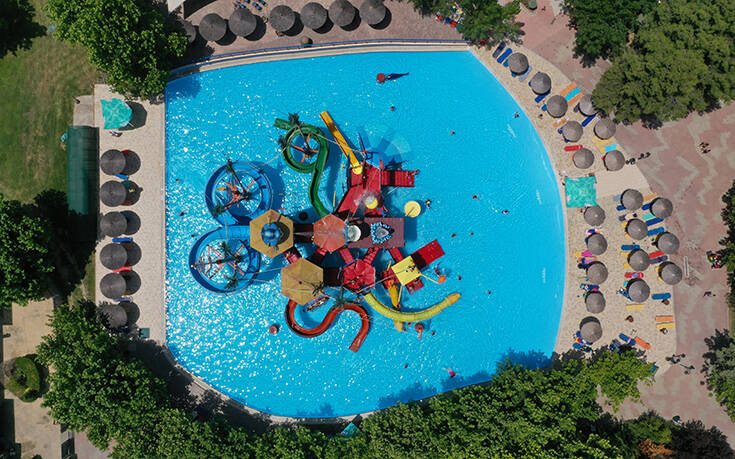 Waterland: Tο πιο διασκεδαστικό waterpark της Ευρώπης