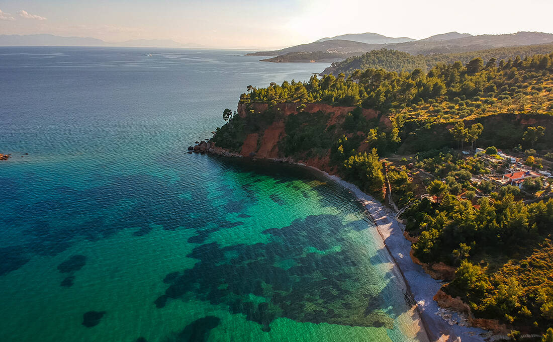 Μαγευτικές εικόνες από την υπέροχη παραλία της Αλοννήσου