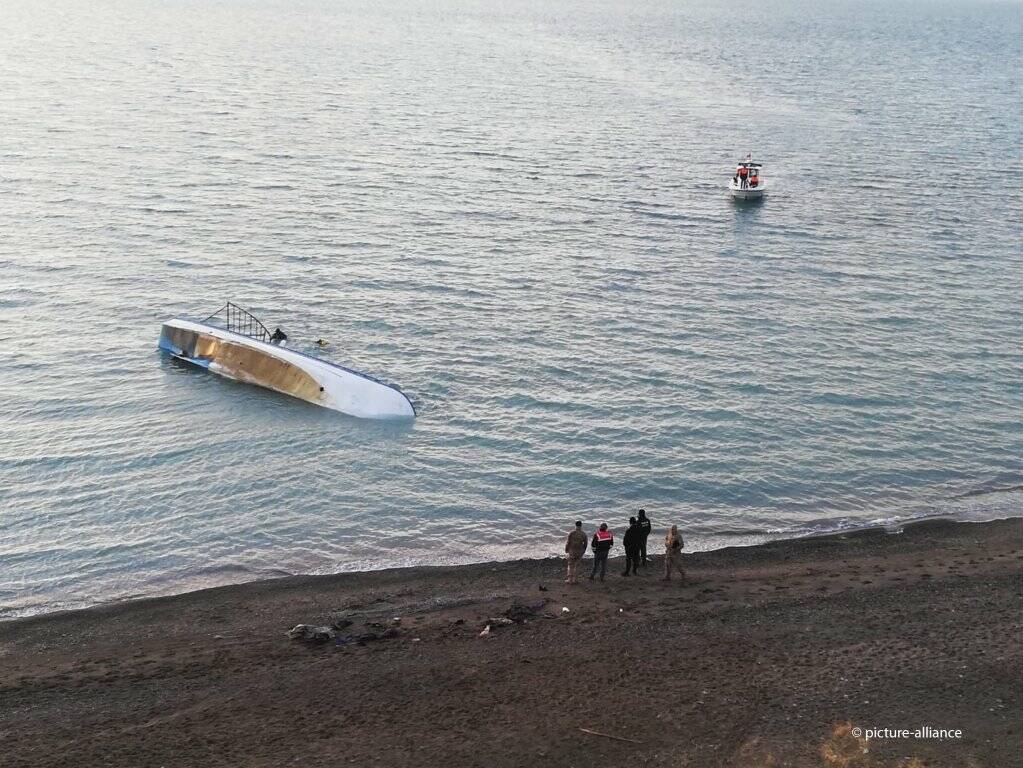 Τουρκία: Τουλάχιστον 54 οι νεκροί από τη βύθιση πλοιάριου με μετανάστες στη λίμνη Βαν