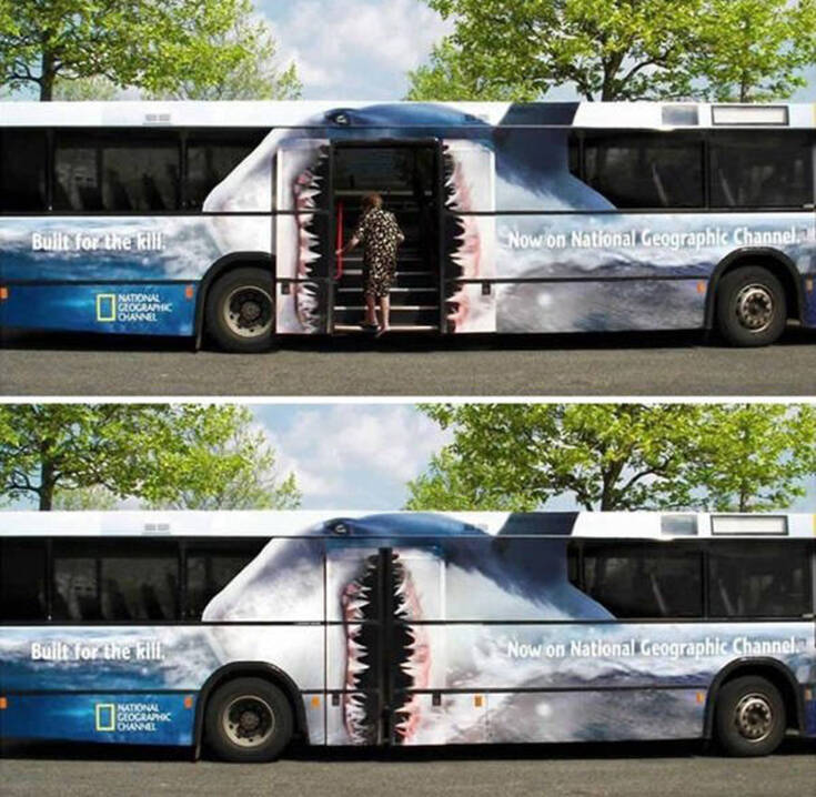 Πέρασαν τη διαφήμιση σε λεωφορεία σε άλλο επίπεδο