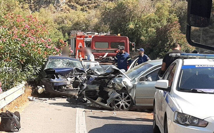 Συγκλονιστικό τροχαίο δυστύχημα στην Κρήτη: Μετωπική σύγκρουση οχημάτων οδήγησε στον θάνατο μια γυναίκα