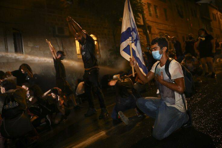 Συνεχίζονται οι διαδηλώσεις στο Ισραήλ, κλιμακώνεται η λαϊκή οργή στη χώρα