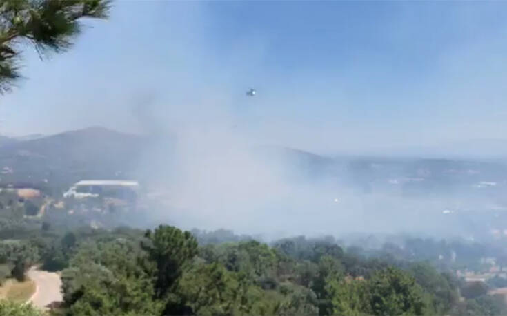 Μεγάλη φωτιά στη Χίο: Εντολή εκκένωσης δύο χωριών