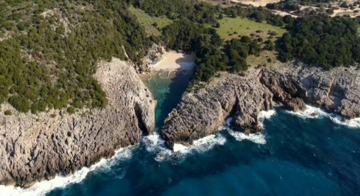 Η φυσική πισίνα στην Πελοπόννησο που είναι χάρμα οφθαλμών