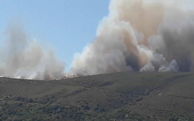 Φωτιά στα Γρεβενά: Εκκενώνονται οικισμοί