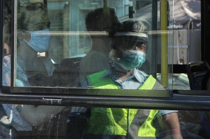 Εντατικοί παραμένουν οι έλεγχοι σε ΜΜΜ – Πρόστιμα για μάσκες και υπεράριθμους επιβάτες