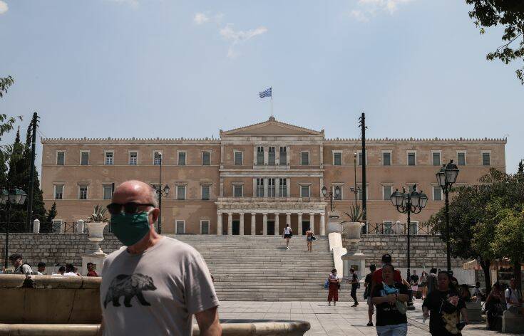 Στην Εφημερίδα της Κυβερνήσεως η υποχρεωτική χρήση μάσκας σε κλειστούς χώρους – Ποιες οι εξαιρέσεις