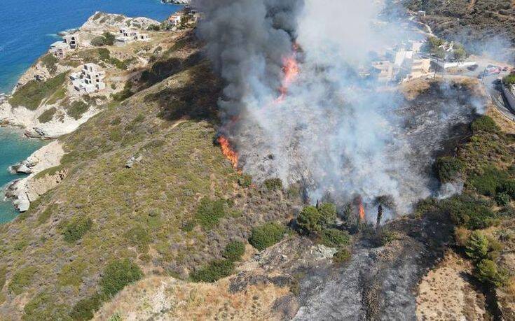 Φωτιά στην Αγία Πελαγία στην Κρήτη: Κάηκαν 30 στρέμματα &#8211; Στο αυτόφωρο δύο άντρες