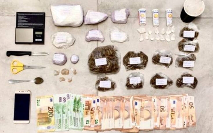 Διακινούσαν ναρκωτικά σε Αθήνα και Μύκονο &#8211; Έκρυβαν την κοκαΐνη σε ρύζι και σε κουτιά φαρμάκων
