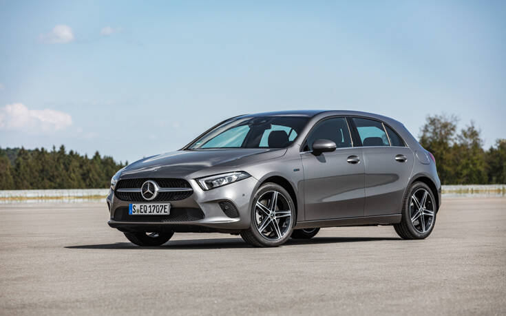 Οι υβριδικές Mercedes Α250 ehatchback & A250 eSedan